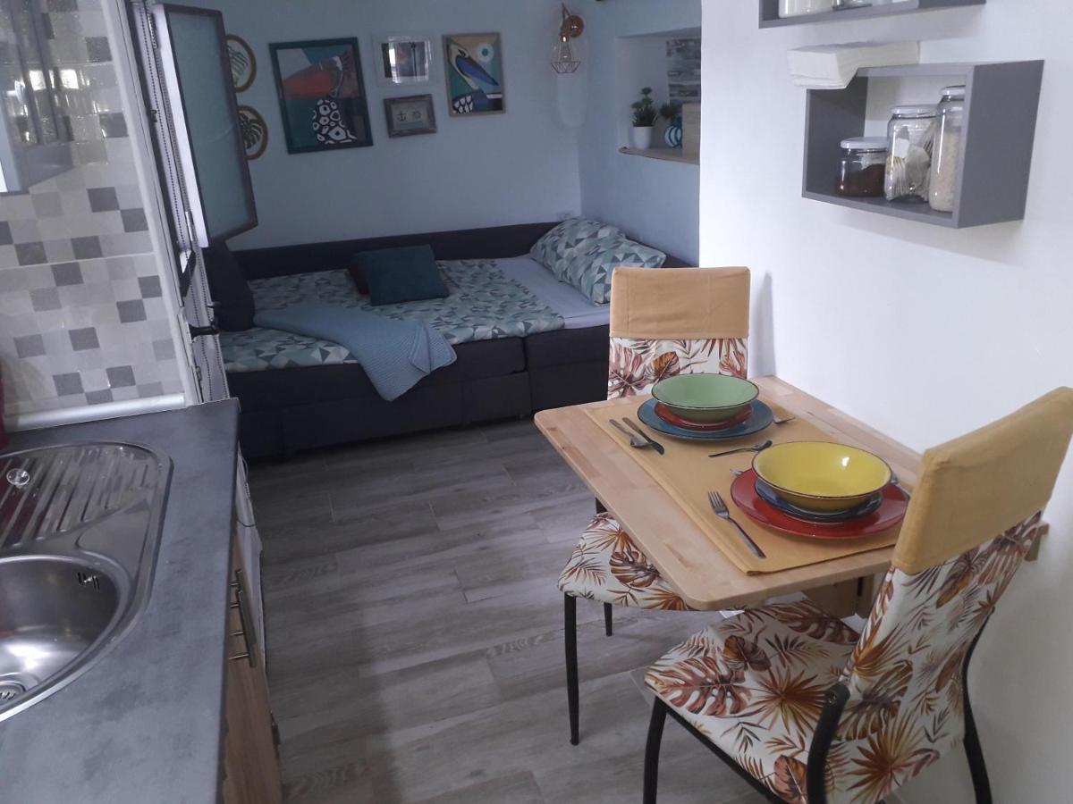 Apartamento Trini La Jaca Exterior foto